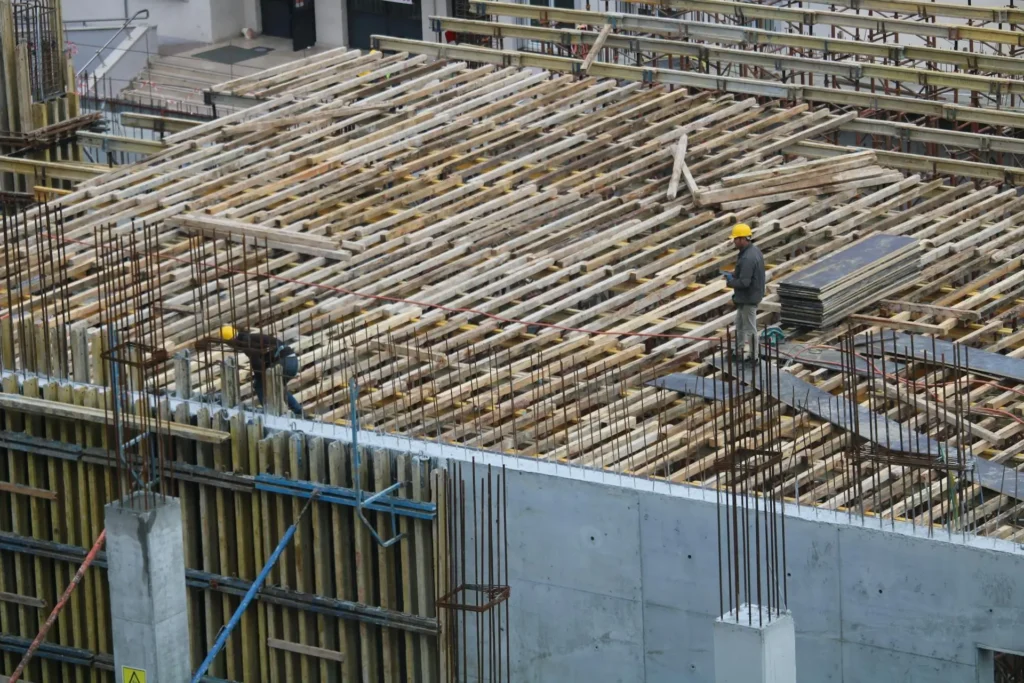 How to Ensure Construction Site Safety in Kenya: Compliance, PPE & HSE Services 3 Construction Site Safety in Kenya